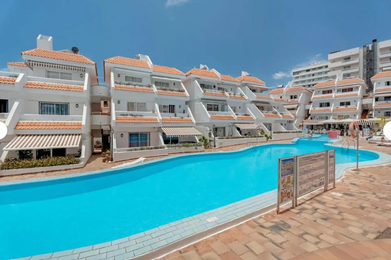 Serene Terrace And Pool Playa de las Americas  Apartament Playa de las Americas (Tenerife)