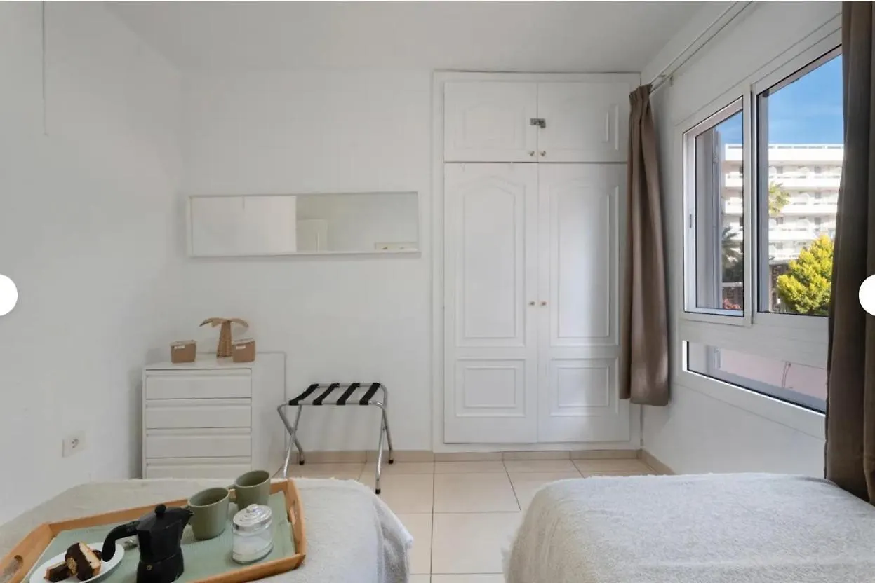 Apartament Serene Terrace And Pool Playa de las Americas  Hiszpania